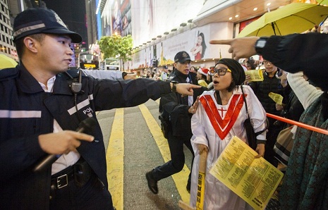 Over 100 protesters resisting efforts to clear streets detained in Hong Kong